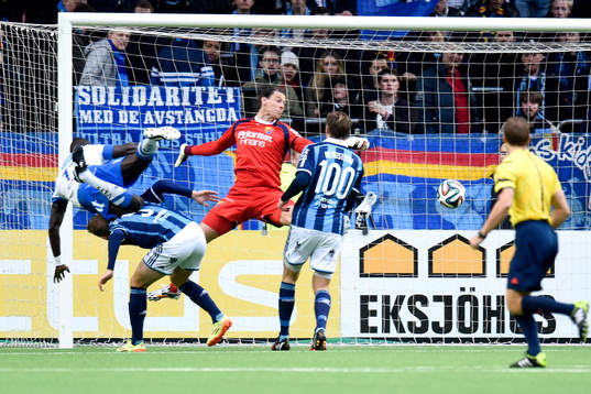 Norrköpings Alhaji Kamara gör 0-1 bakom Djurgårdens