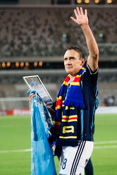 Djurgårdens Andreas Johansson tackas av