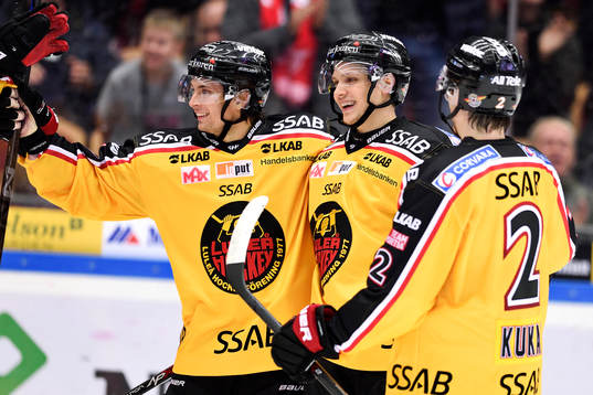 Luleås Daniel Zaar (v) Kristian Näkyvä (m) och Dean