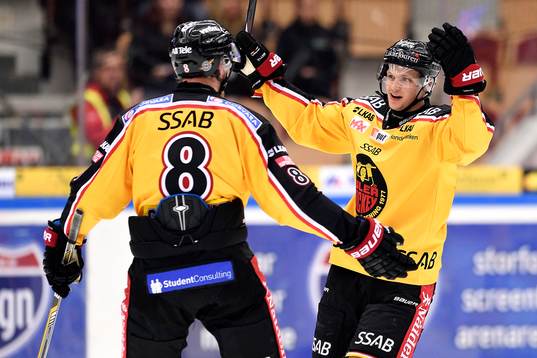 Luleås Kristian Näkyvä (h) jublar