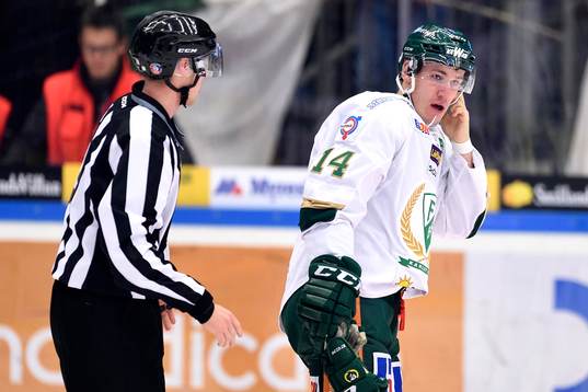 Färjestads Jesper Jensen blir utvisad