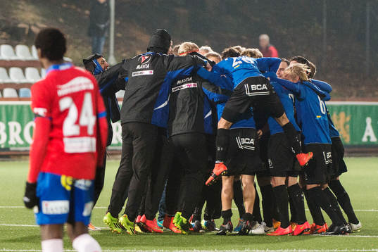 Bläddra bland fler bilder av Fotboll, Div 1 Södra, Örgryte - Trelleborg