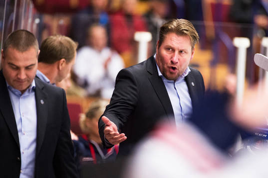 Leksands assisterande tränare Mats Bäcklin  och Leksands