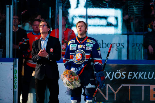 Växjös ordförande Michael Marchal  och Tomi Kallio