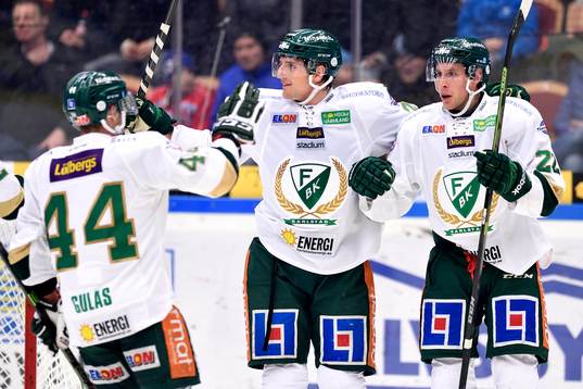 Färjestads Anton Hedman (v) och Per Åslund (h) jublar