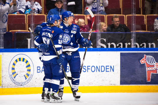 Leksands Kevin Kapstad och Jens Bergenström jublar