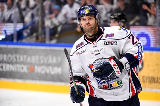 Linköpings Jeff Taffe missar en straff
