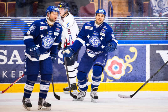 Leksands Eric Himelfarb och Fabian Brunnström jublar