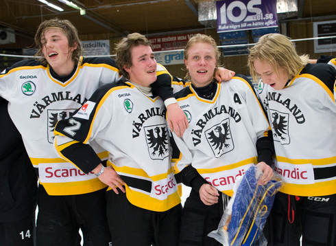 Glädjetårar hos Värmlands guldmedaljörer Filip