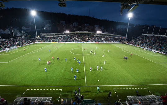 Norrporten Arena är fullsatt för första gången denna