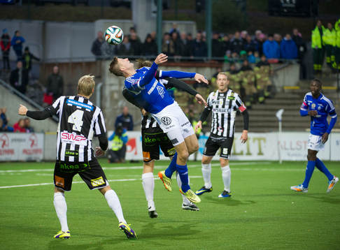 Sundsvalls Johan Eklund nickar
