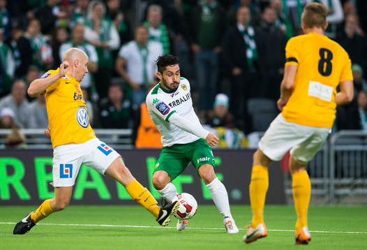 Jönköpings Simon Dimitrijevic försöker blockera skott