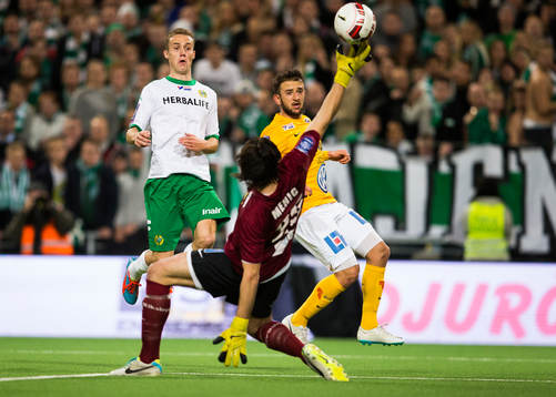 Hammarbys Fredrik Torsteinbö gör 3-0 för Hammarby bakom