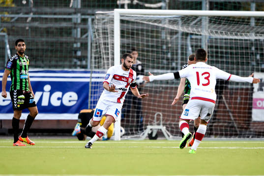 Assyriskas Mattias Genc jublar