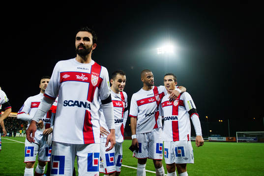 Bläddra bland fler bilder av Fotboll, Superettan, Assyriska - GAIS