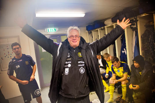 Lagledare Ulf Dahl firar