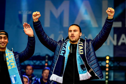 Malmö FFs Erik Johansson firar SM-guld