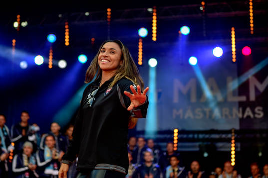 Rosengårds Marta Viera Da Silva firar SM-guld