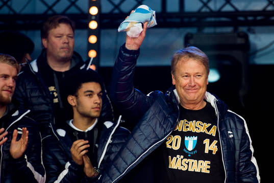 Malmö FFs tränare Åge Hareide firar SM-guld