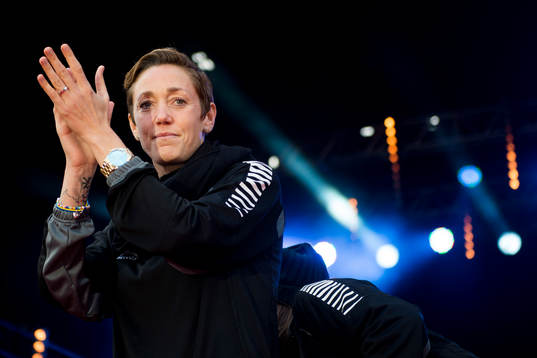 Rosengårds Therese Sjögran firar SM-guld