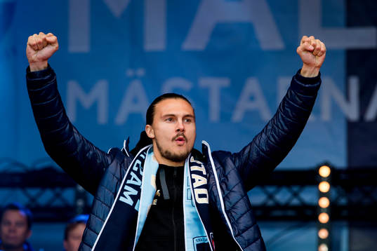 Malmö FFs Erik Johansson jublar när Malmö FF och