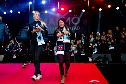 Rosengårds Amanda Ilestedt och Alexandra Riley när Malmö