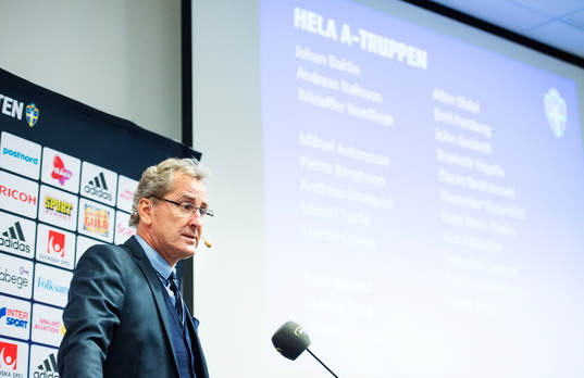 Förbundskapten Erik Hamrén presenterar