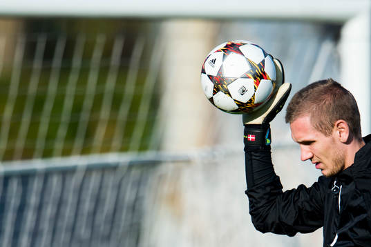 s målvakt Robin Olsen