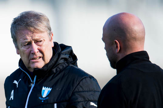 s tränare Åge Hareide och assisterande tränare Olof