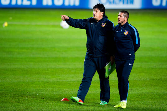 Atletico Madrids assisterande tränare German Burgos och