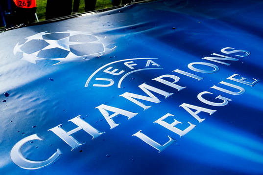 Champions League skylt