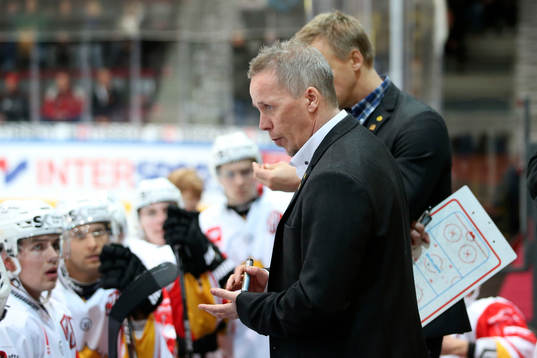 Skellefteås Tränare Hans Wallson