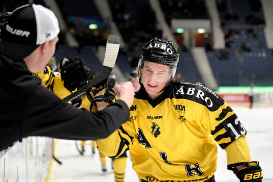 Bläddra bland fler bilder av Ishockey, Hockeyallsvenskan, AIK - Karlskrona