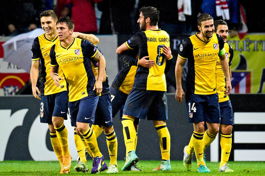 Atletico Madrids spelare jublar