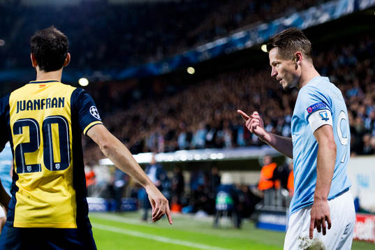 s Markus Rosenberg är irriterad på Atletico Madrids