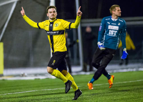 Frejs Pontus Silfwer jublar