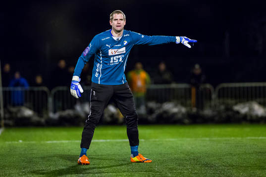 Östers målvakt Oscar Berglund