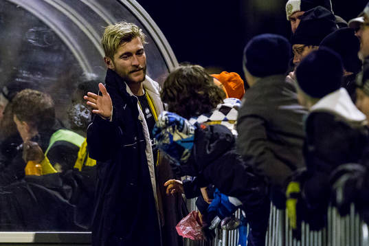 Frejs Christophe Lallet tackar publiken