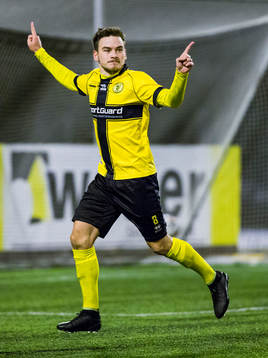 Frejs Pontus Silfwer jublar