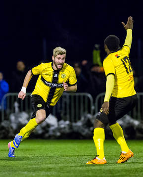 Frejs Christophe Lallet jublar