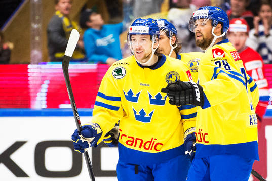 Sveriges Tom Wandell och Dick Axelsson jublar