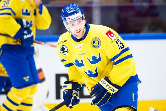 Sveriges Tom Wandell före ishockeymatchen i Karjala Cup