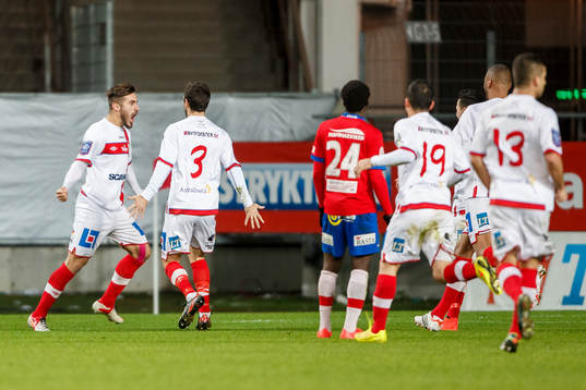 Assyriskas Sotiris Papagiannopoulos (v) jublar