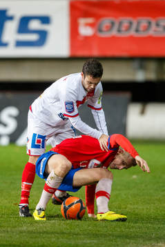 Assyriskas Christoffer Eriksson och Örgrytes Sebastian