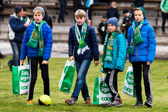 Hammarbys supportrar får tillfälle att plocka med sig