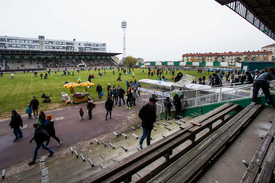 Hammarbys supportrar får tillfälle att plocka med sig