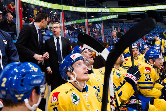 Sveriges förbundskapten Pär Mårts och assisterande