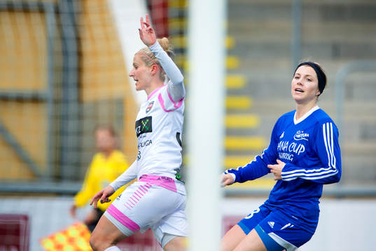 Rosengårds Anja Mittag jublar