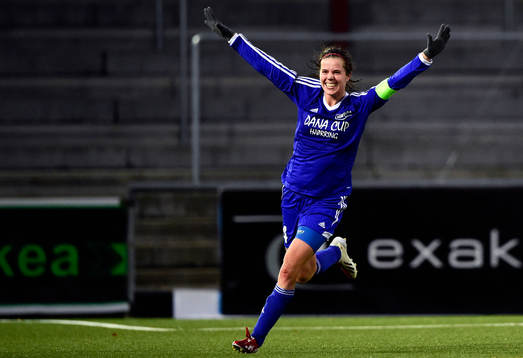Fortuna Hjørrings Sofie Junge jublar