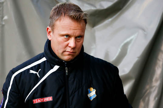Östers tränare Roberth Björknesjö